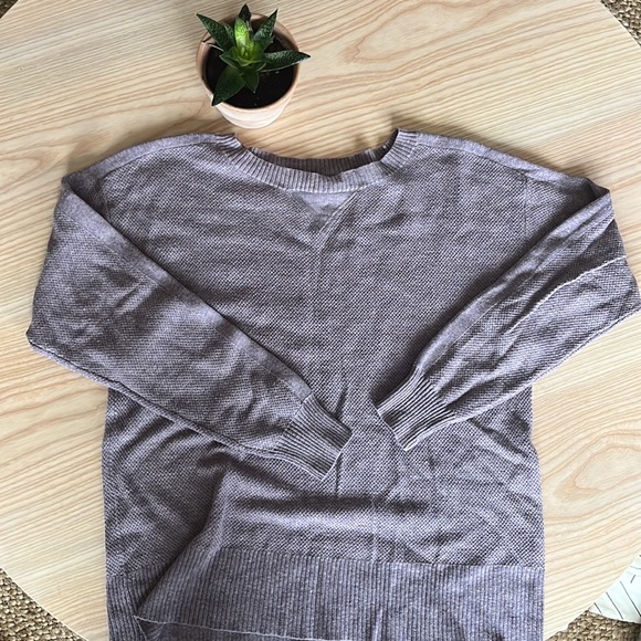 American Eagle Outfitters Sweaters - American Eagle Sweater